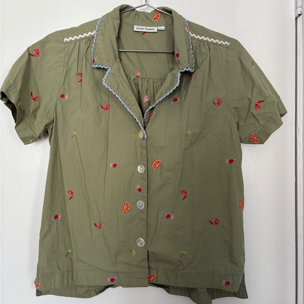 Roller rabbit embroidered button down top size xs